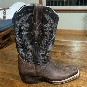 JB Dillon Western Boots Brown Leather
Square Toe Made in Mexico
